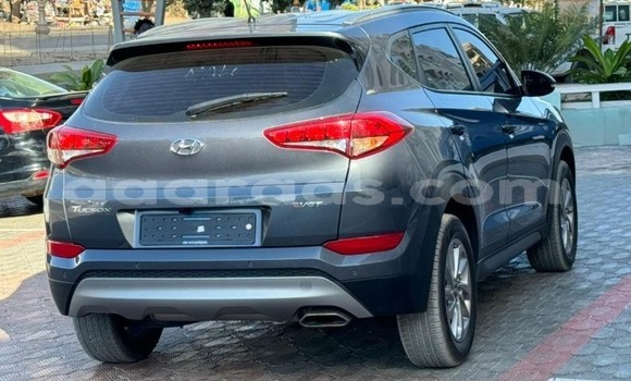 Buy Used Hyundai Tucson Silver Car in Dakar in Dakar Buy Used Hyundai Tucson Silver Car in Dakar in Dakar
