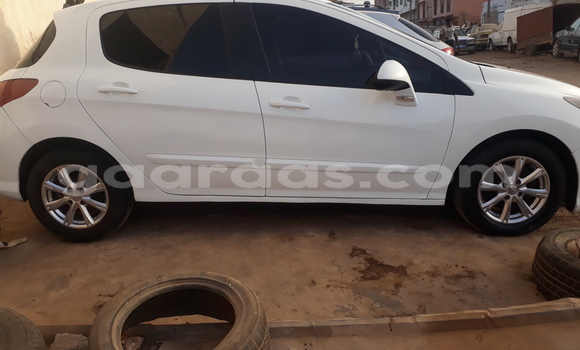 Acheter Occasion Voiture Peugeot 308 Blanc à Dakar, Dakar Acheter Occasion Voiture Peugeot 308 Blanc à Dakar, Dakar