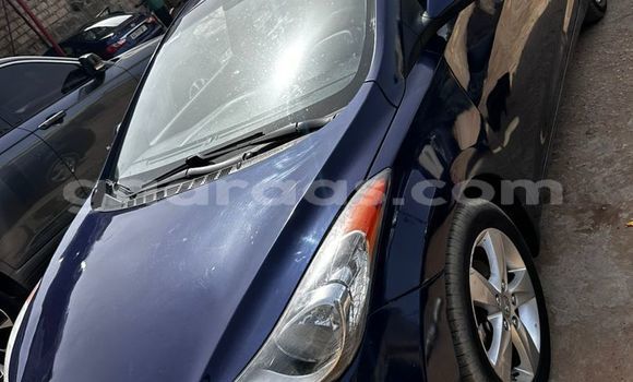 Buy Used Hyundai Lantra Blue Car in Dakar in Dakar