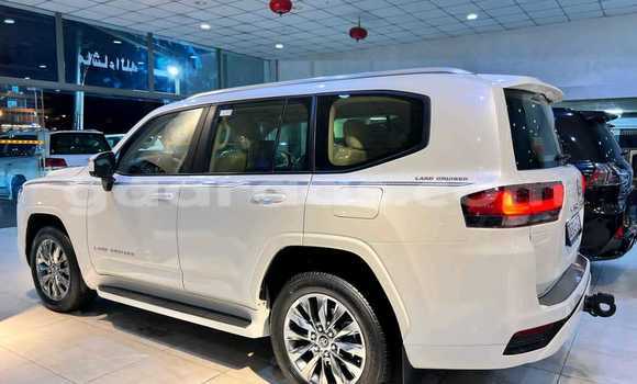 Dieundeu Imported Toyota Land Cruiser White Auto in Dakar in Dakar Dieundeu Imported Toyota Land Cruiser White Auto in Dakar in Dakar