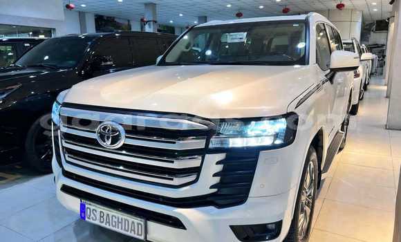 Dieundeu Imported Toyota Land Cruiser White Auto in Dakar in Dakar Dieundeu Imported Toyota Land Cruiser White Auto in Dakar in Dakar