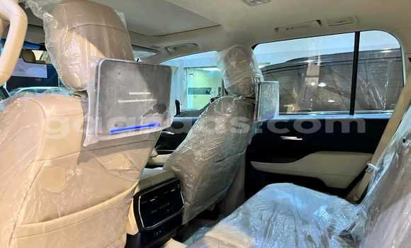 Dieundeu Imported Toyota Land Cruiser White Auto in Dakar in Dakar Dieundeu Imported Toyota Land Cruiser White Auto in Dakar in Dakar