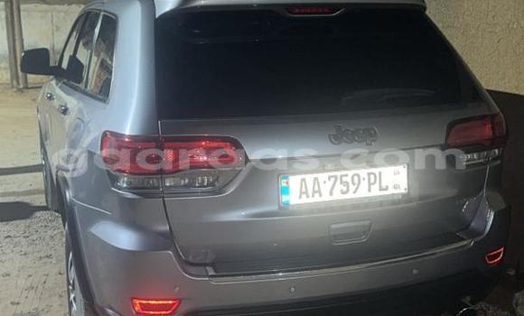 Dieundeu Occasion Jeep Grand Cherokee Silver Auto in Dakar in Dakar Dieundeu Occasion Jeep Grand Cherokee Silver Auto in Dakar in Dakar