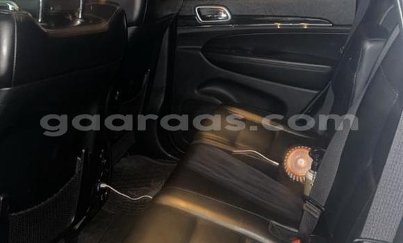 Dieundeu Occasion Jeep Grand Cherokee Silver Auto in Dakar in Dakar Dieundeu Occasion Jeep Grand Cherokee Silver Auto in Dakar in Dakar