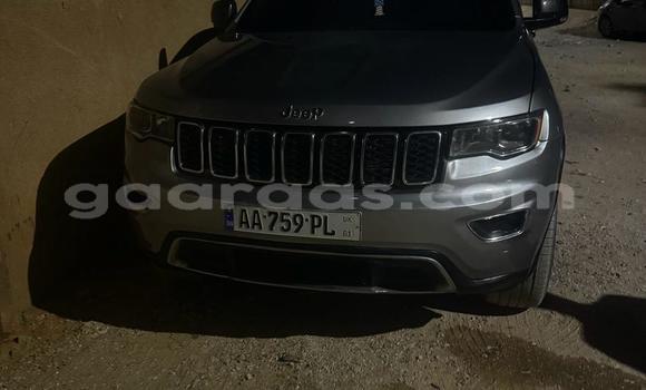 Dieundeu Occasion Jeep Grand Cherokee Silver Auto in Dakar in Dakar Dieundeu Occasion Jeep Grand Cherokee Silver Auto in Dakar in Dakar