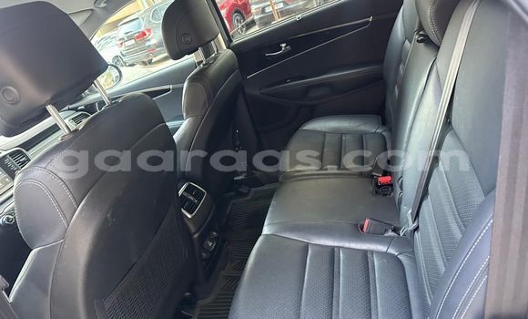 Dieundeu Occasion Kia Sorento Blue Auto in Dakar in Dakar Dieundeu Occasion Kia Sorento Blue Auto in Dakar in Dakar