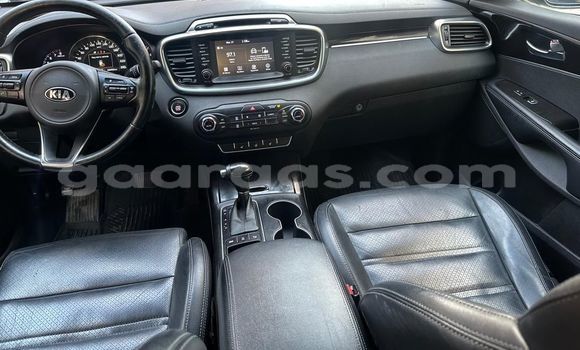 Dieundeu Occasion Kia Sorento Blue Auto in Dakar in Dakar Dieundeu Occasion Kia Sorento Blue Auto in Dakar in Dakar