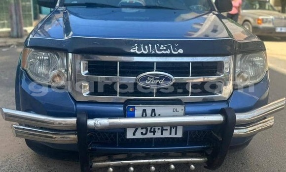Buy Used Ford Escape Blue Car in Dakar in Dakar