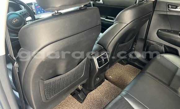 Dieundeu Occasion Kia Sportage White Auto in Dakar in Dakar Dieundeu Occasion Kia Sportage White Auto in Dakar in Dakar