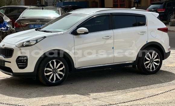 Dieundeu Occasion Kia Sportage White Auto in Dakar in Dakar Dieundeu Occasion Kia Sportage White Auto in Dakar in Dakar