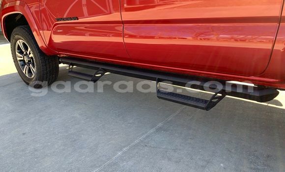 Acheter Occasion Voiture Toyota Tacoma Noir à Dakar, Dakar Acheter Occasion Voiture Toyota Tacoma Noir à Dakar, Dakar