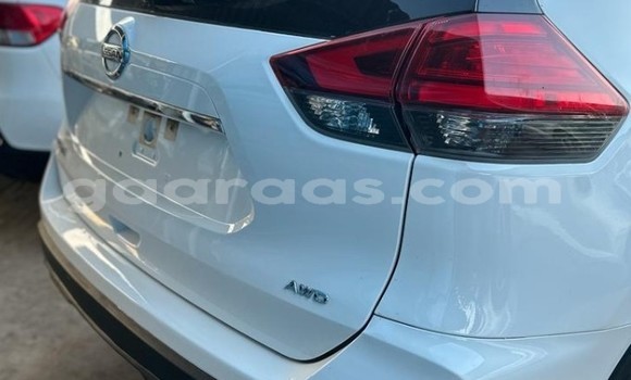 Acheter Occasion Voiture Nissan Rogue Blanc à Dakar, Dakar Acheter Occasion Voiture Nissan Rogue Blanc à Dakar, Dakar