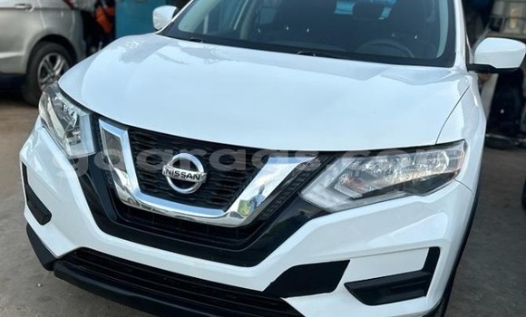Acheter Occasion Voiture Nissan Rogue Blanc à Dakar, Dakar Acheter Occasion Voiture Nissan Rogue Blanc à Dakar, Dakar