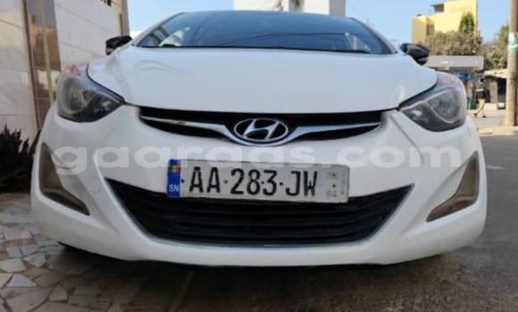 Acheter Occasion Voiture Hyundai Avante Blanc à Dakar, Dakar