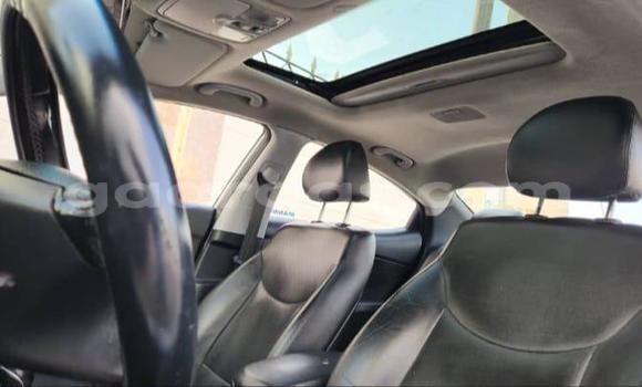 Buy Used Hyundai Avante White Car in Dakar in Dakar Buy Used Hyundai Avante White Car in Dakar in Dakar