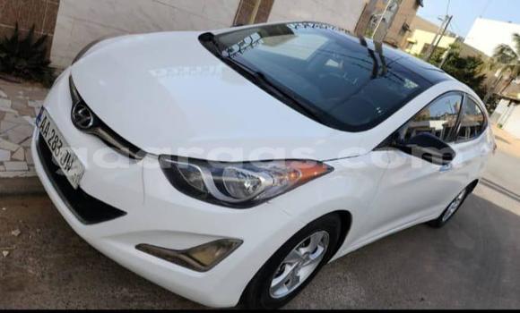 Buy Used Hyundai Avante White Car in Dakar in Dakar Buy Used Hyundai Avante White Car in Dakar in Dakar