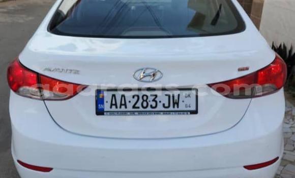 Buy Used Hyundai Avante White Car in Dakar in Dakar Buy Used Hyundai Avante White Car in Dakar in Dakar