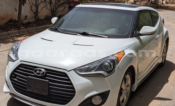 Acheter Occasion Voiture Hyundai Veloster Blanc à Dakar, Dakar Acheter Occasion Voiture Hyundai Veloster Blanc à Dakar, Dakar