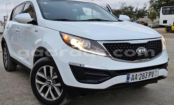 Dieundeu Occasion Kia Sportage White Auto in Dakar in Dakar Dieundeu Occasion Kia Sportage White Auto in Dakar in Dakar
