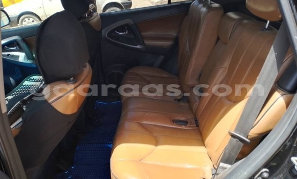 Dieundeu Occasion Toyota RAV4 Black Auto in Dakar in Dakar Dieundeu Occasion Toyota RAV4 Black Auto in Dakar in Dakar