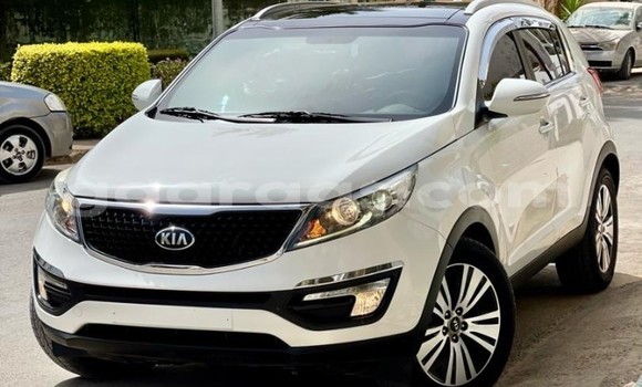 Dieundeu Occasion Kia Sportage White Auto in Dakar in Dakar Dieundeu Occasion Kia Sportage White Auto in Dakar in Dakar