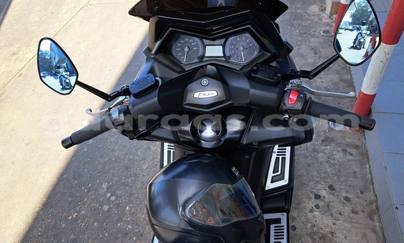 Acheter Occasion Moto Yamaha TMAX Noir à Dakar, Dakar Acheter Occasion Moto Yamaha TMAX Noir à Dakar, Dakar