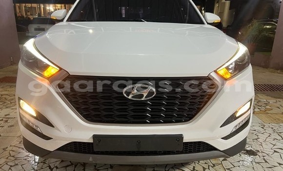 Buy Used Hyundai Tucson White Car in Dakar in Dakar Buy Used Hyundai Tucson White Car in Dakar in Dakar