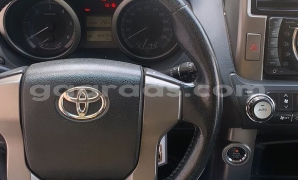 Acheter Occasion Voiture Toyota Land Cruiser Prado Blanc à Dakar, Dakar Acheter Occasion Voiture Toyota Land Cruiser Prado Blanc à Dakar, Dakar