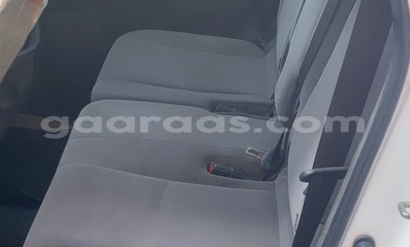 Acheter Occasion Voiture Toyota Land Cruiser Prado Blanc à Dakar, Dakar Acheter Occasion Voiture Toyota Land Cruiser Prado Blanc à Dakar, Dakar