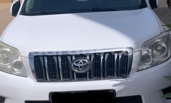 Acheter Occasion Voiture Toyota Land Cruiser Prado Blanc à Dakar, Dakar Acheter Occasion Voiture Toyota Land Cruiser Prado Blanc à Dakar, Dakar