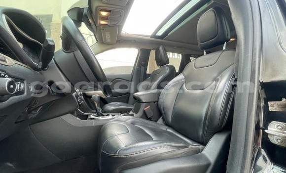 Dieundeu Occasion Jeep Cherokee Black Auto in Dakar in Dakar Dieundeu Occasion Jeep Cherokee Black Auto in Dakar in Dakar