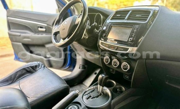 Dieundeu Occasion Mitsubishi Outlander Blue Auto in Dakar in Dakar Dieundeu Occasion Mitsubishi Outlander Blue Auto in Dakar in Dakar