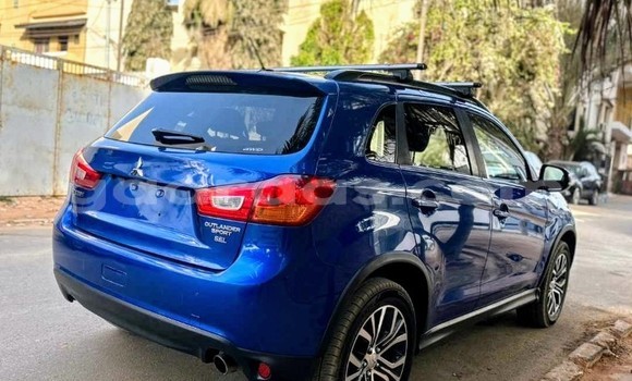 Dieundeu Occasion Mitsubishi Outlander Blue Auto in Dakar in Dakar Dieundeu Occasion Mitsubishi Outlander Blue Auto in Dakar in Dakar
