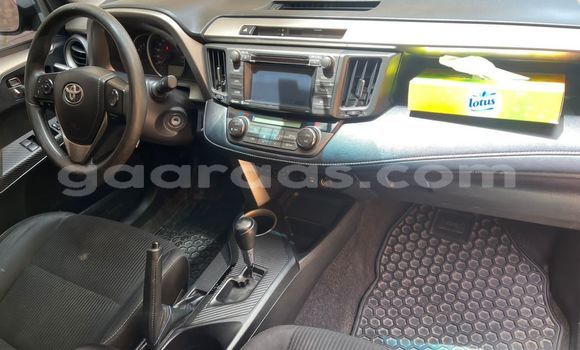 Acheter Occasion Voiture Toyota RAV4 Noir à Dakar, Dakar Acheter Occasion Voiture Toyota RAV4 Noir à Dakar, Dakar