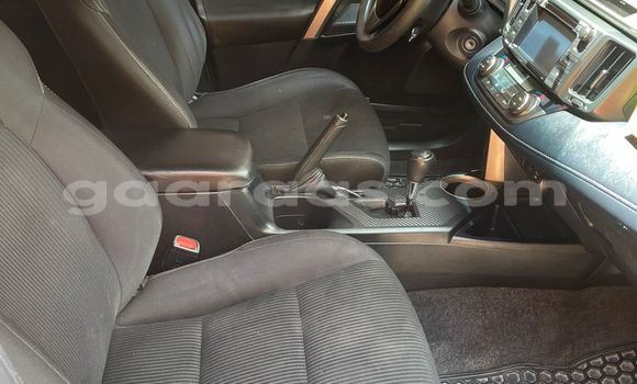 Acheter Occasion Voiture Toyota RAV4 Noir à Dakar, Dakar Acheter Occasion Voiture Toyota RAV4 Noir à Dakar, Dakar