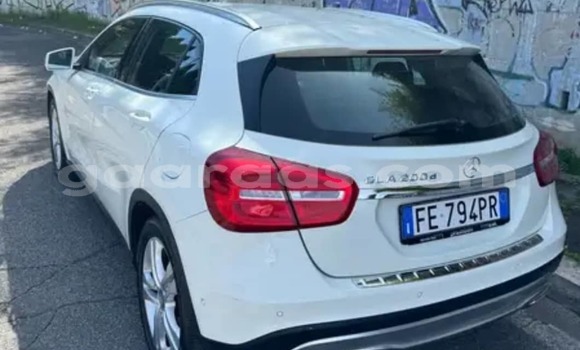 Dieundeu Imported Mercedes‒Benz GLA-klasse White Auto in Dakar in Dakar Dieundeu Imported Mercedes‒Benz GLA-klasse White Auto in Dakar in Dakar