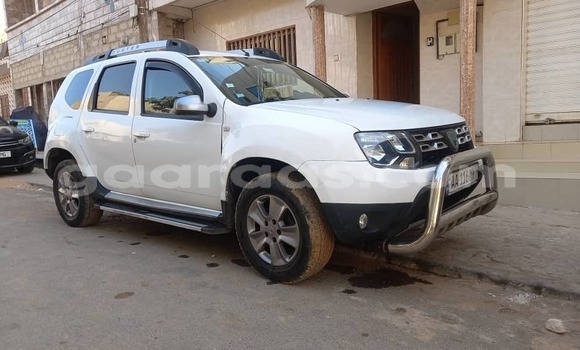 Dieundeu Occasion Dacia Duster White Auto in Dakar in Dakar Dieundeu Occasion Dacia Duster White Auto in Dakar in Dakar