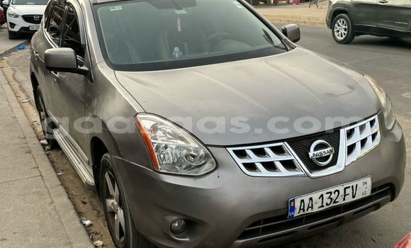 Dieundeu Occasion Nissan Rogue Silver Auto in Dakar in Dakar Dieundeu Occasion Nissan Rogue Silver Auto in Dakar in Dakar