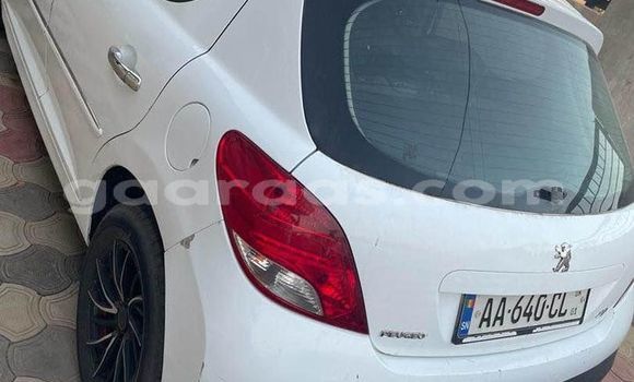 Dieundeu Occasion Peugeot 207 White Auto in Dakar in Dakar Dieundeu Occasion Peugeot 207 White Auto in Dakar in Dakar