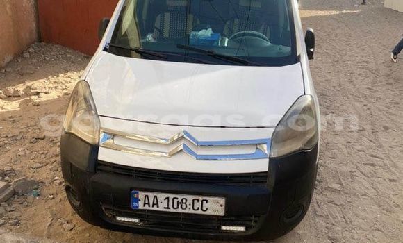 Acheter Occasion Voiture Citroen Berlingo Blanc à Dakar, Dakar Acheter Occasion Voiture Citroen Berlingo Blanc à Dakar, Dakar