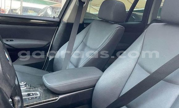 Acheter Occasion Voiture BMW X3 Blanc à Dakar, Dakar Acheter Occasion Voiture BMW X3 Blanc à Dakar, Dakar