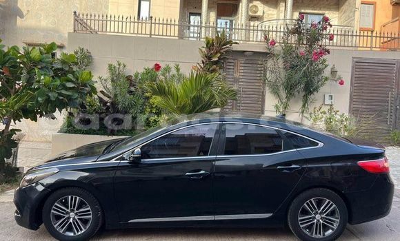 Buy Used Hyundai Grandeur Black Car in Dakar in Dakar Buy Used Hyundai Grandeur Black Car in Dakar in Dakar