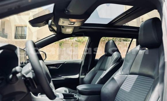 Acheter Occasion Voiture Toyota RAV4 Noir à Dakar, Dakar Acheter Occasion Voiture Toyota RAV4 Noir à Dakar, Dakar