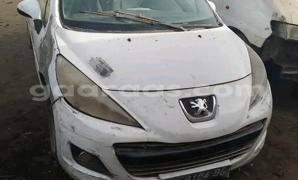 Acheter Occasion Voiture Peugeot 207 Blanc à Dakar, Dakar Acheter Occasion Voiture Peugeot 207 Blanc à Dakar, Dakar