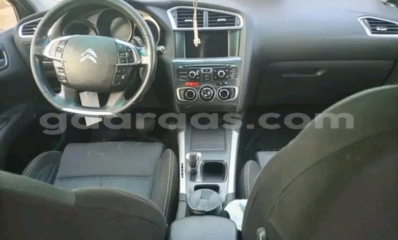 Acheter Occasion Voiture Citroen C4 Noir à Dakar, Dakar Acheter Occasion Voiture Citroen C4 Noir à Dakar, Dakar