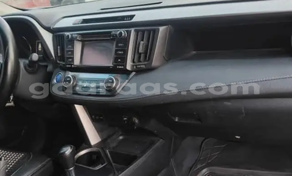 Acheter Occasion Voiture Toyota RAV4 Blanc à Dakar, Dakar Acheter Occasion Voiture Toyota RAV4 Blanc à Dakar, Dakar