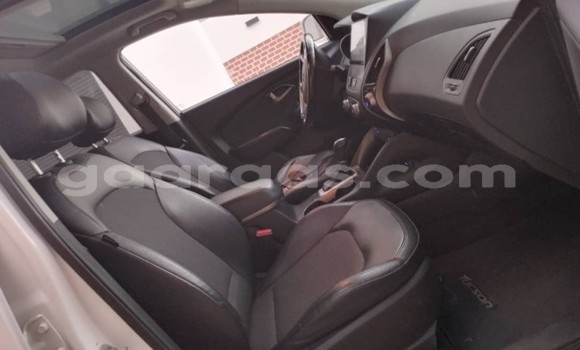 Buy Used Hyundai Tucson White Car in Dakar in Dakar Buy Used Hyundai Tucson White Car in Dakar in Dakar