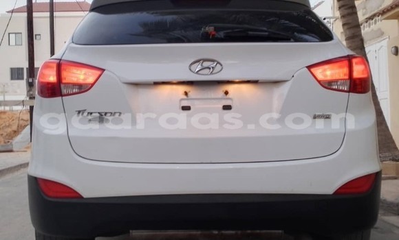 Buy Used Hyundai Tucson White Car in Dakar in Dakar Buy Used Hyundai Tucson White Car in Dakar in Dakar