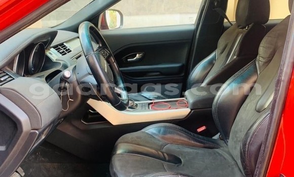 Dieundeu Occasion Land Rover Range Rover Evoque Red Auto in Dakar in Dakar Dieundeu Occasion Land Rover Range Rover Evoque Red Auto in Dakar in Dakar