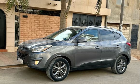 Buy Used Hyundai Tucson Silver Car in Dakar in Dakar Buy Used Hyundai Tucson Silver Car in Dakar in Dakar
